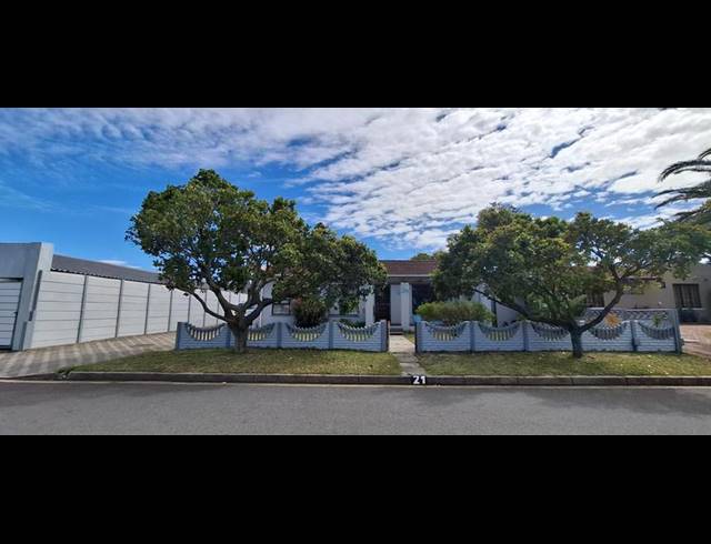 3 BEDROOM HOUSE FOR SALE IN BOTHASIG